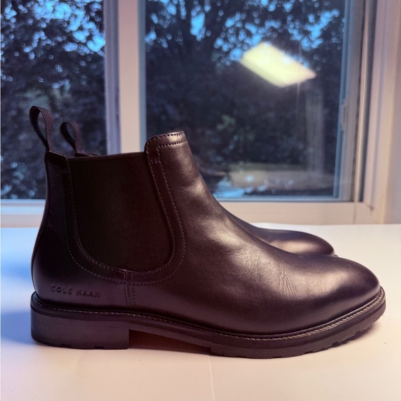 COLE HAAN MENS BLACK BERKSHIRE LUG CHELSEA BOOT SIZE 8 MEDIUM - Picture 1 of 14